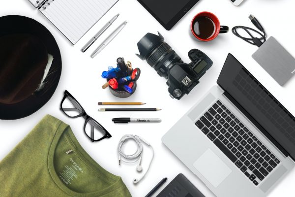 camera-iphone-macbook-pro-office-62689 camera-iphone-macbook-pro-office-62689